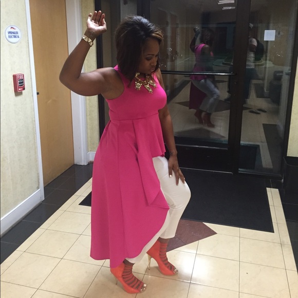 Top - Picture 2 of 3